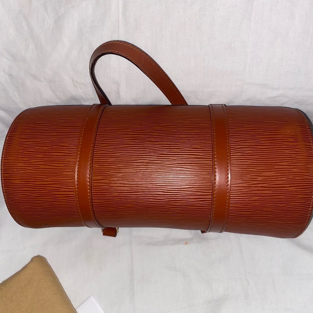 Louis Vuitton Cognac Leather Shoulder Bag with Barrel Design - Picture 10 of 16